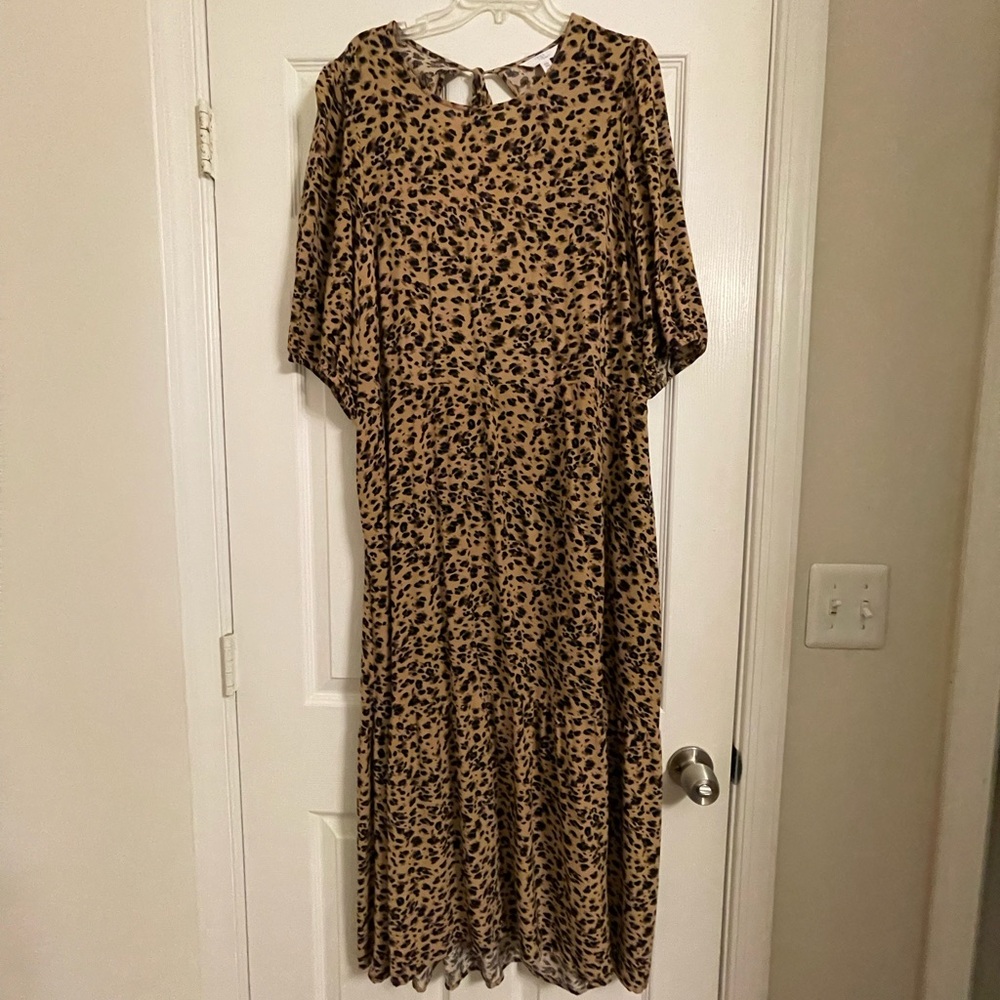 Time and Tru Leopard Print Midi Dress - Picture 2 of 4